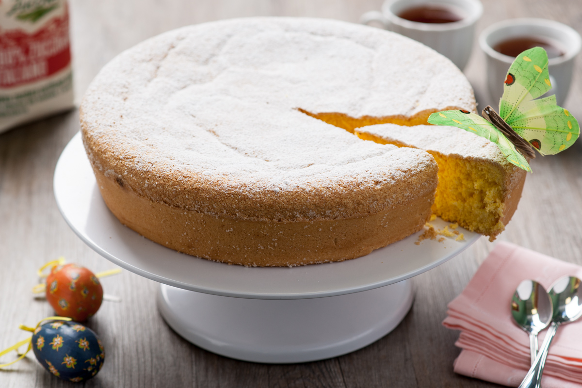 Torta Margherita Soffice Senza Latte fatta in casa con lo zucchero semolato di Italia Zuccheri