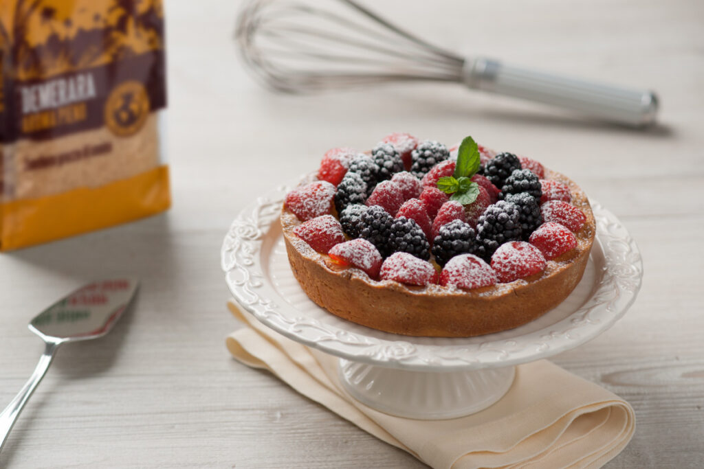 Cheesecake Cotta ai Frutti di Bosco fatta in casa con lo zucchero di canna Demerara di Italia Zuccheri