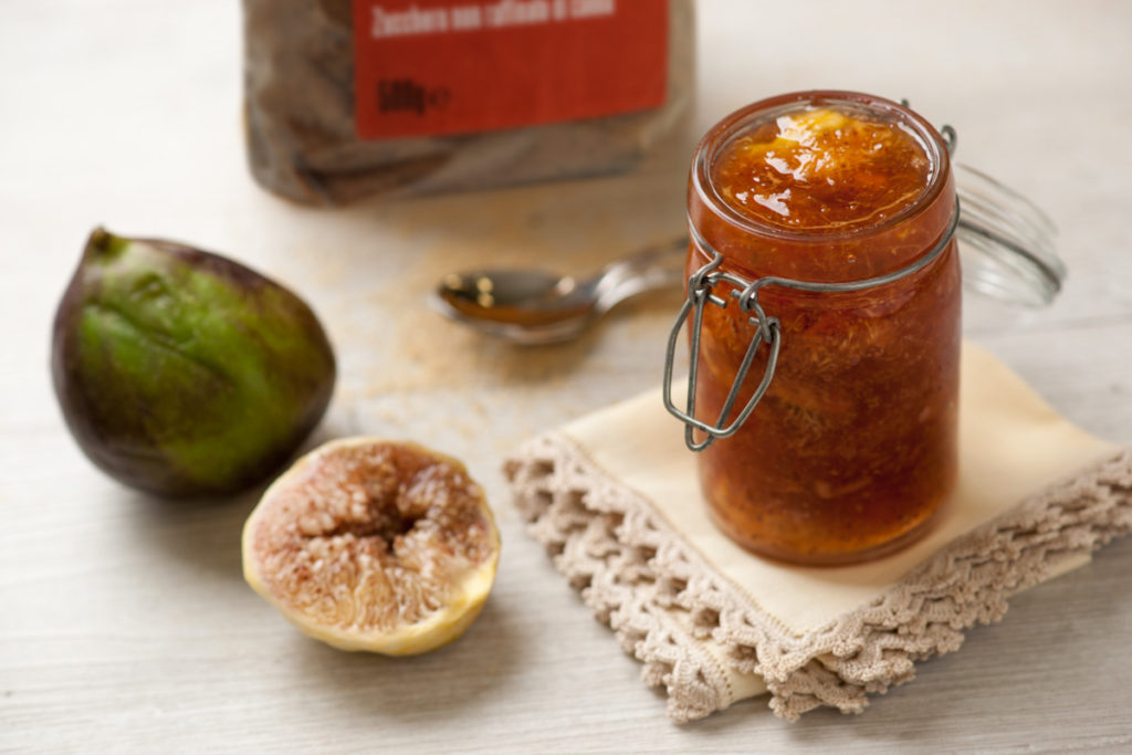 La ricetta per preparare in casa la Confettura di Fichi. L'ingrediente segreto? Lo zucchero di canna Muscovado Confettura di Fichi fatta in casa, con zucchero di canna Muscovado
