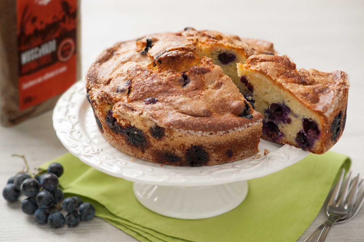 Focaccia Dolce con Uva Fragola fatta in casa con lo zucchero di canna Muscovado di Italia Zuccheri